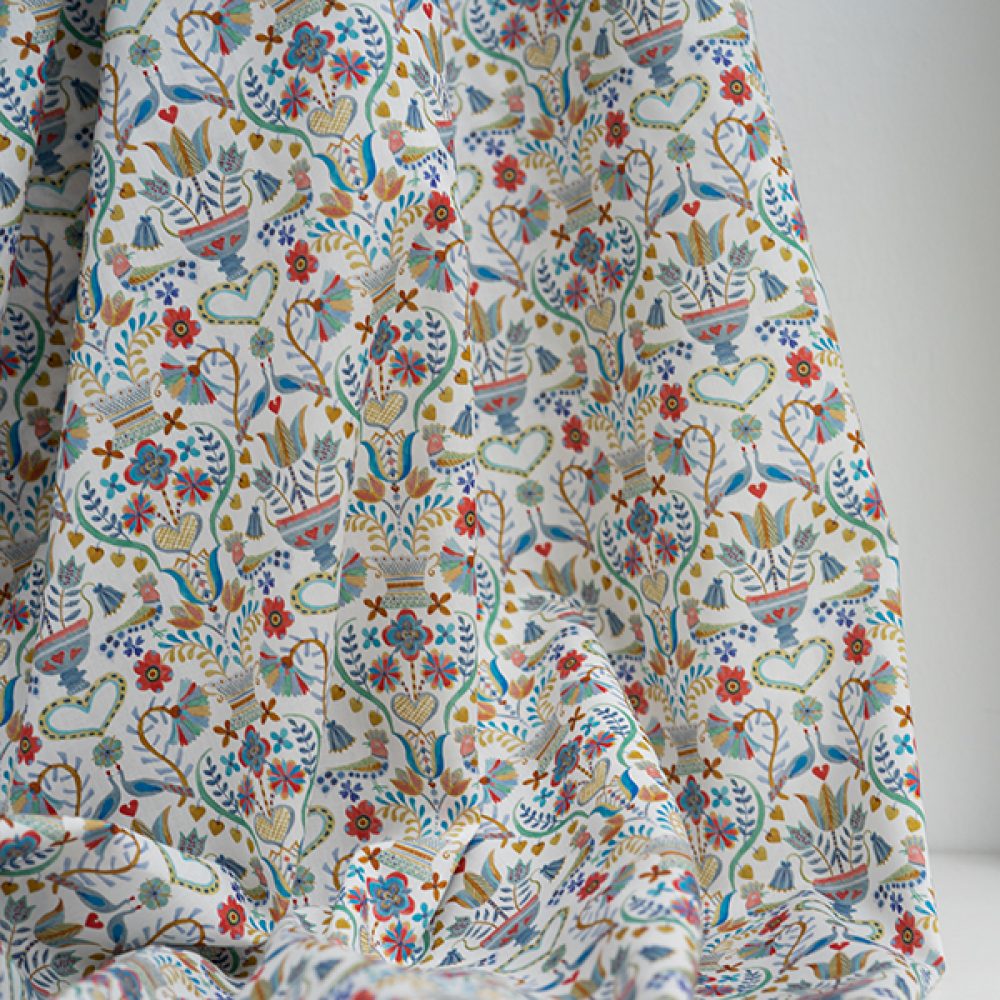 Love Birds Tana Lawn™ Cotton - Liberty Fabrics
