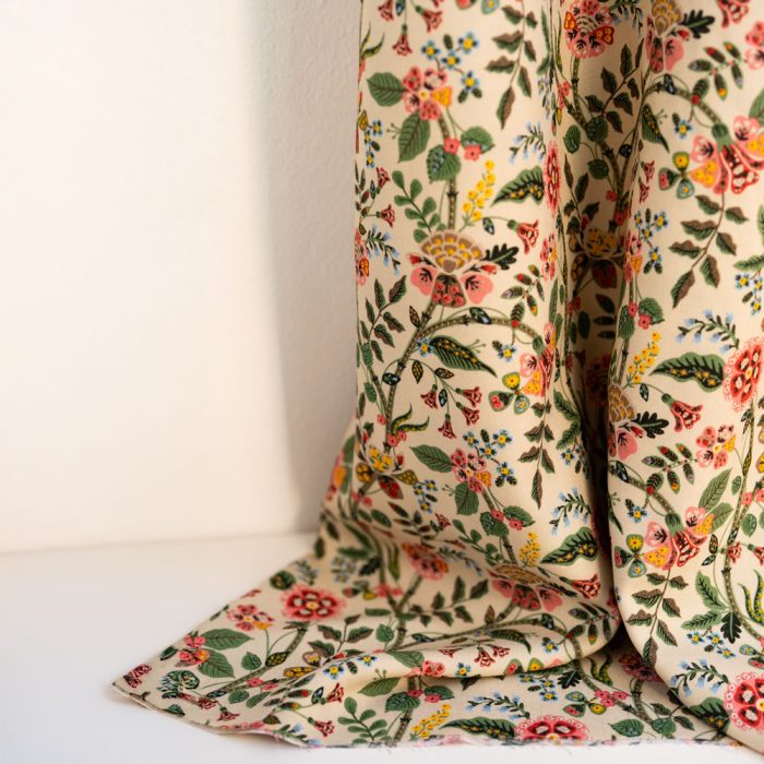 Rifle Paper Co Gracie Rayon floraler Viskosestoff Engelsliebe