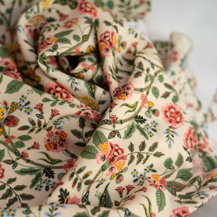 Rifle Paper Co Gracie Rayon floraler Viskosestoff Engelsliebe